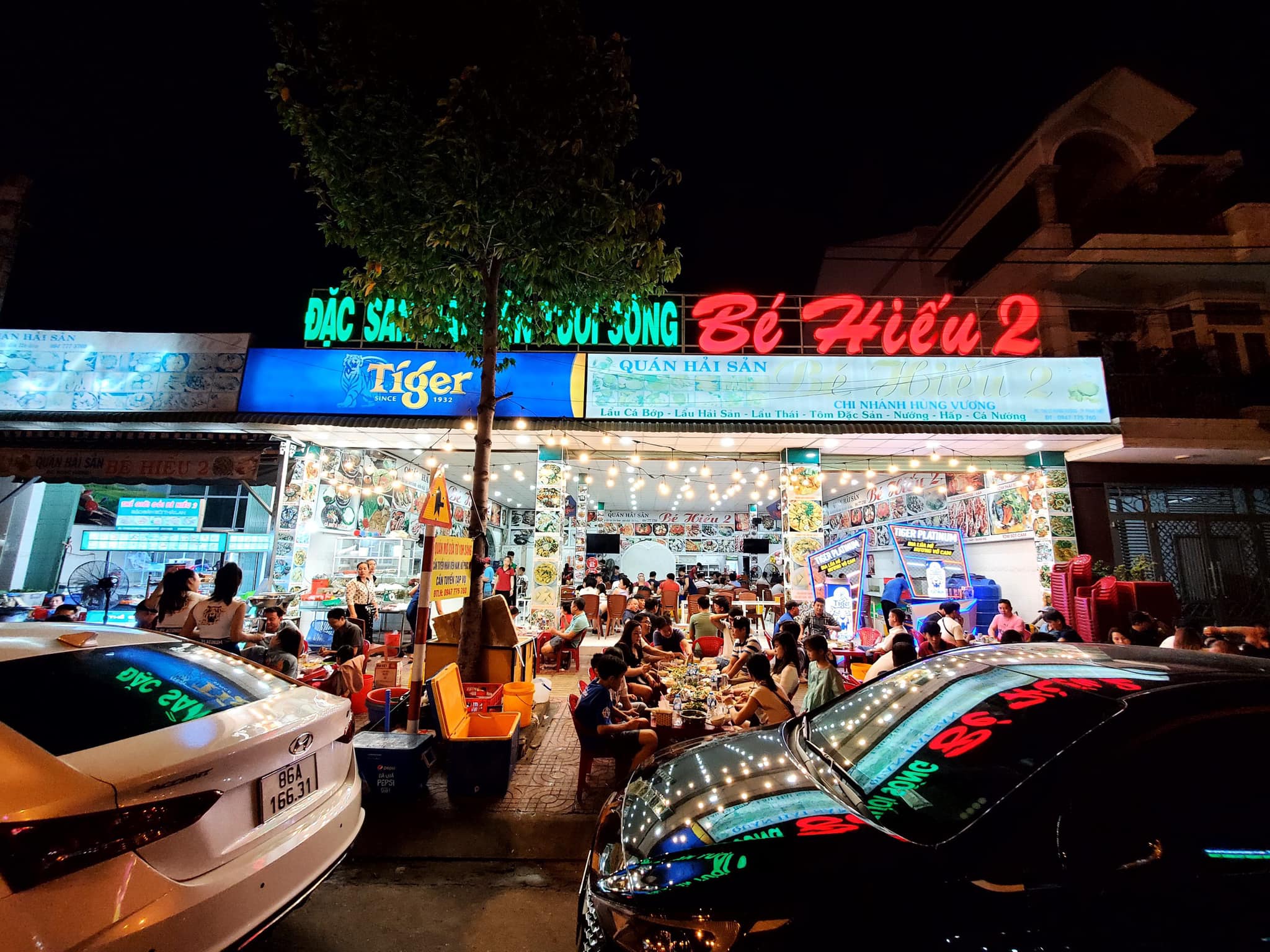 Hải sản Bé Hiếu là địa chỉ quen thuộc của cả người dân địa phương lẫn du khách