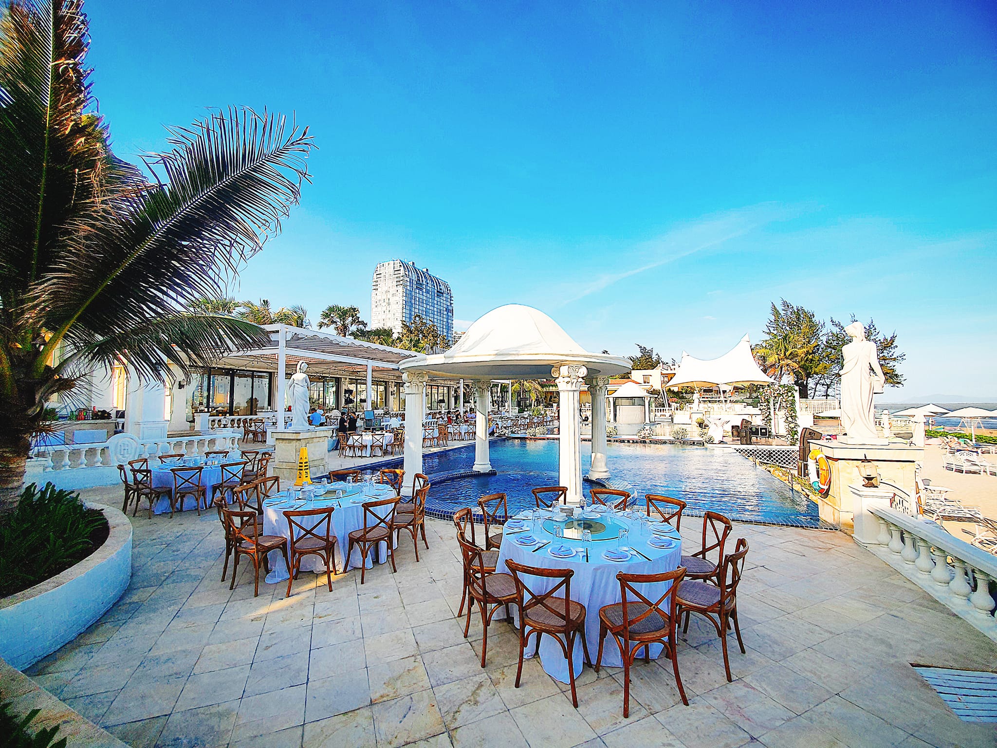 La Sirena là nhà hàng hải sản view biển đẳng cấp tại Vũng Tàu